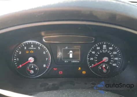 2016 Kia Sorento Lx z USA, uszkodzony, nr VIN 5XYPG4A35GG096254